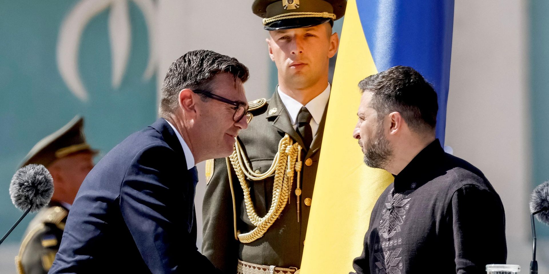 Премьер-министр Великобритании Энди Бернем и Владимир Зеленский - ИноСМИ, 1920, 25.08.2026