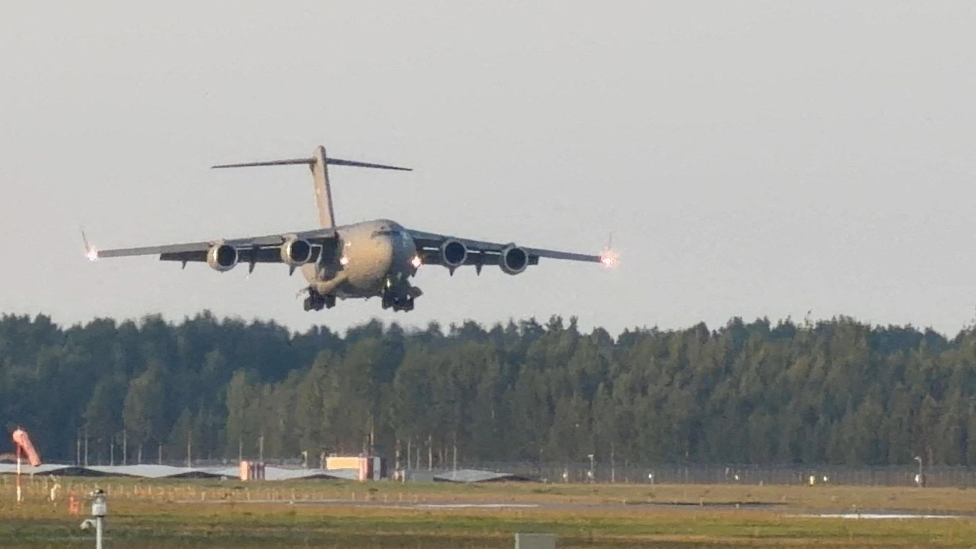 C-17 Globemaster - ИноСМИ, 1920, 01.09.2026