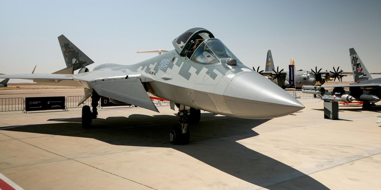 Истребитель Су-57Э на авиакосмическом салоне в Египте