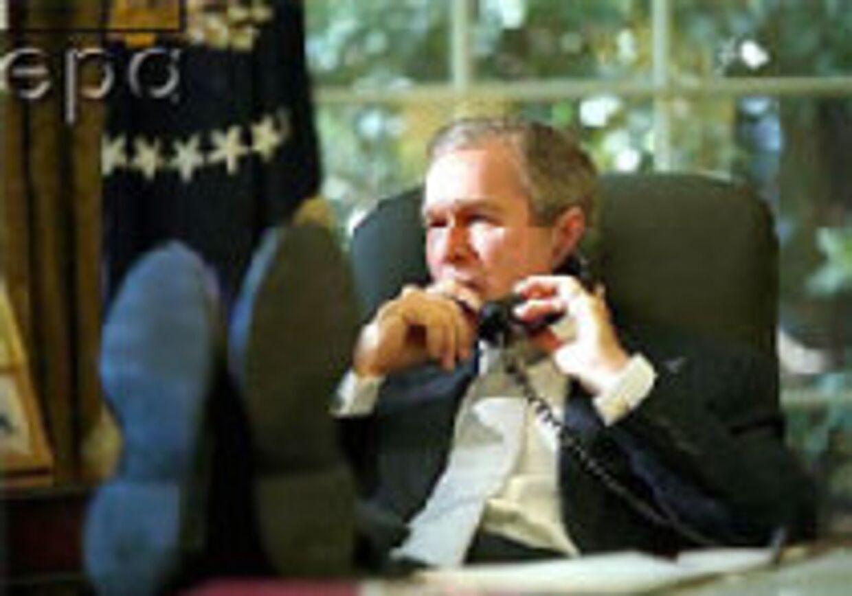 The Guardian (Великобритания): Кто просил Буша спасать цивилизацию? picture