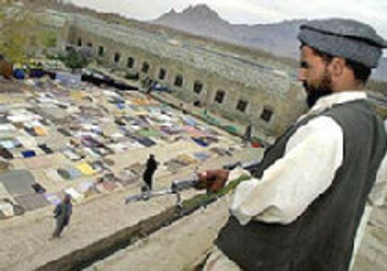 Кандагар: город и тюрьма picture