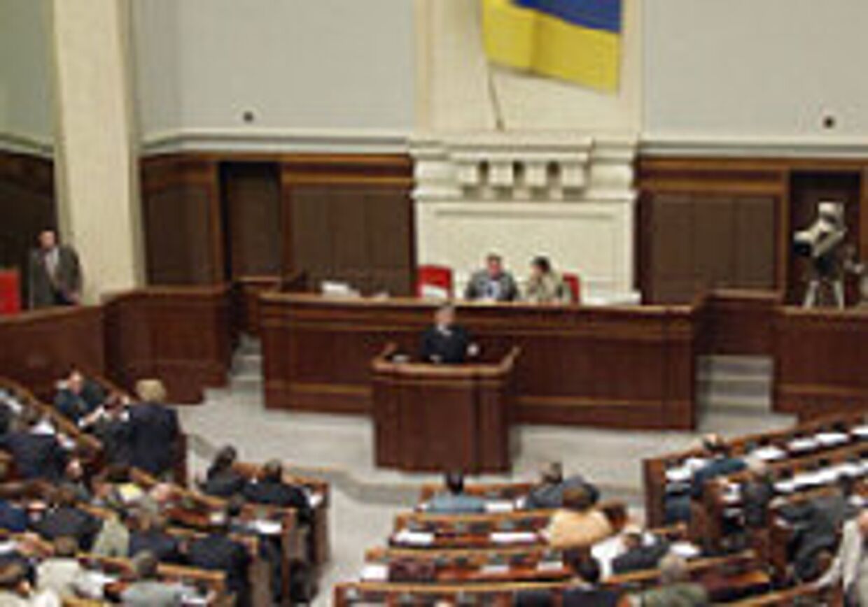 Проправительственного парламентского большинства Киеву не видать picture