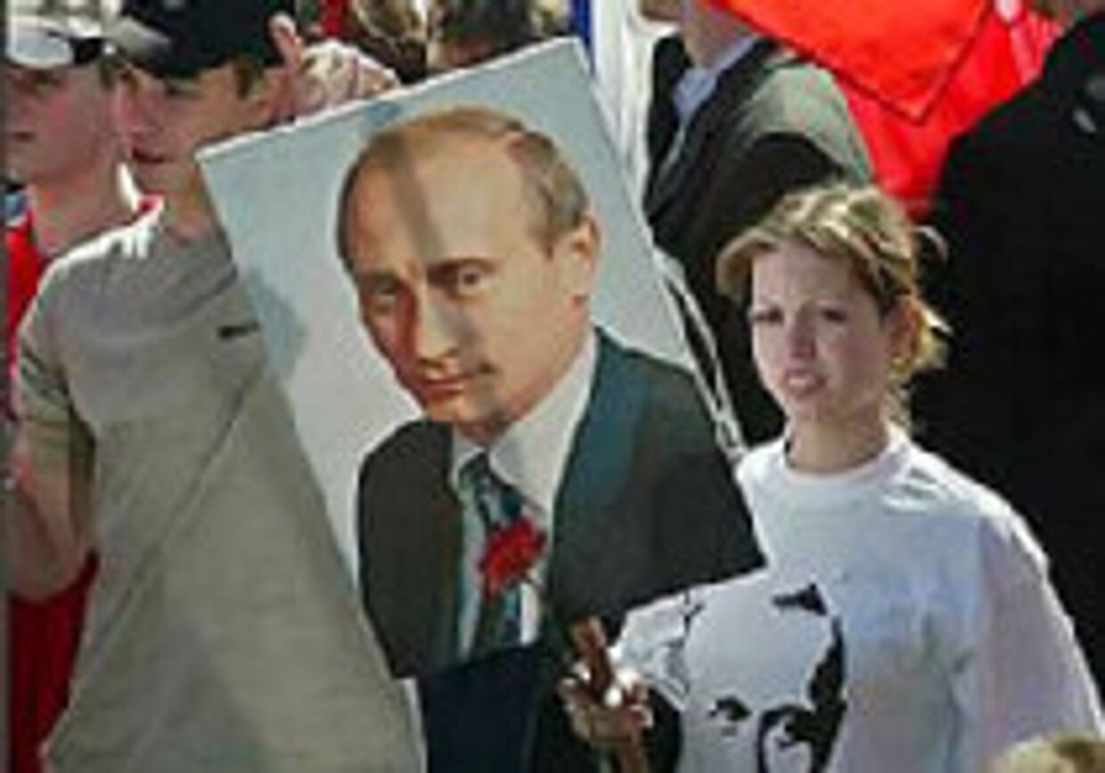 Политика Путина напоминает о коммунистических временах picture