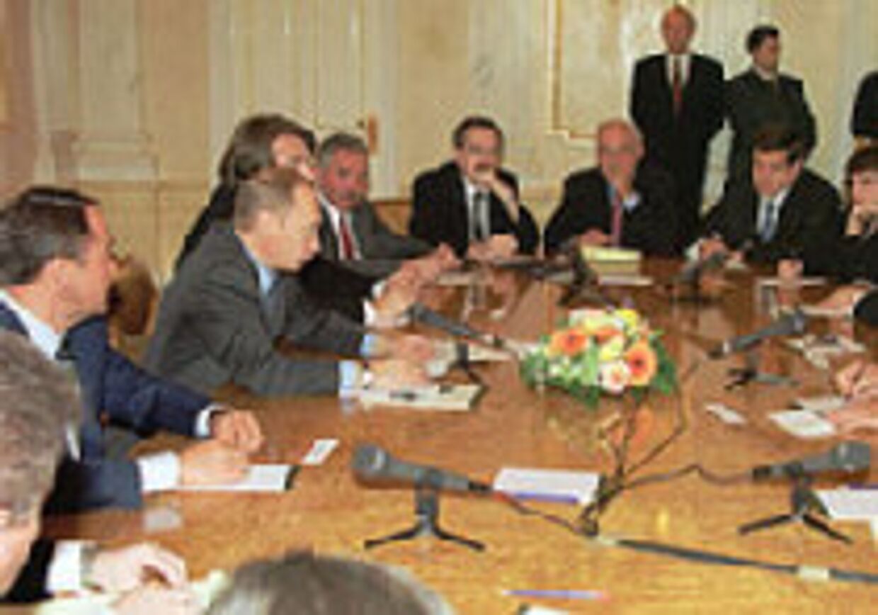 Беседа г-на Путина с представителями средств массовой информации picture