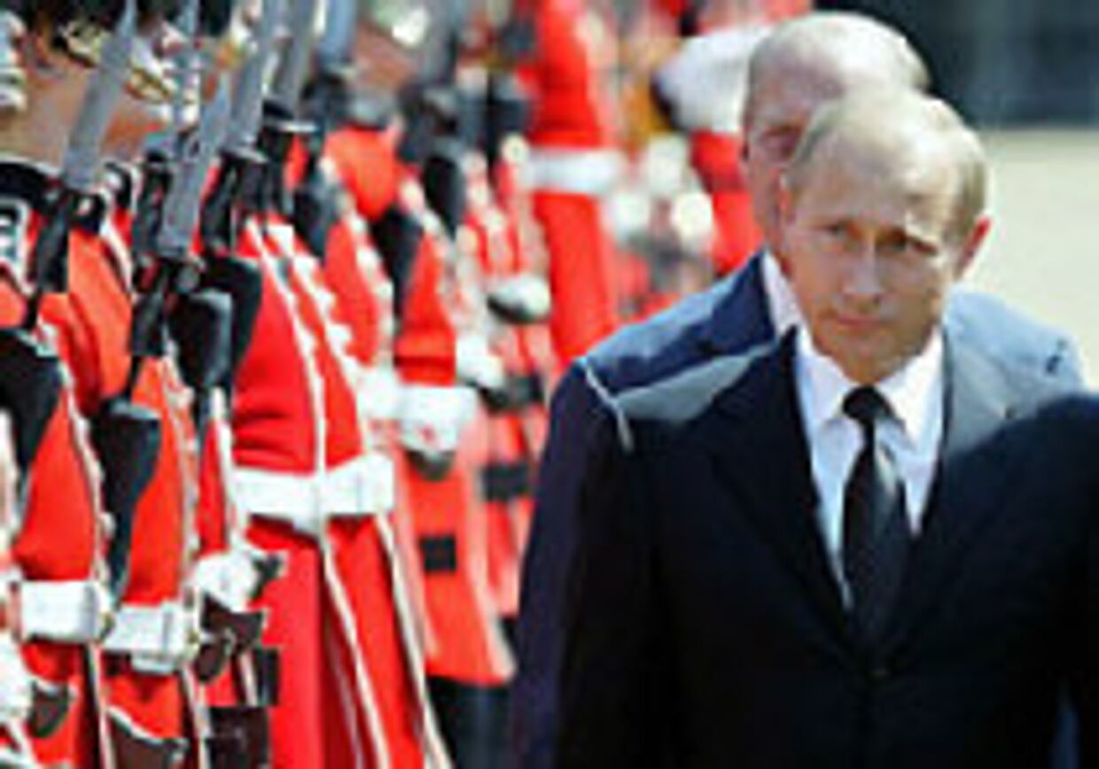 Красный ковер для Путина picture