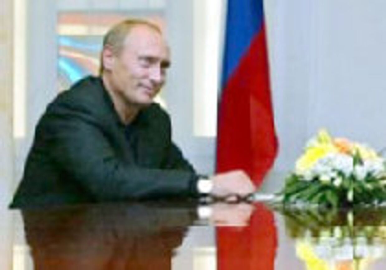 В душе Путина нынешний демократ борется с бывшим ка-гэ-бэшником picture