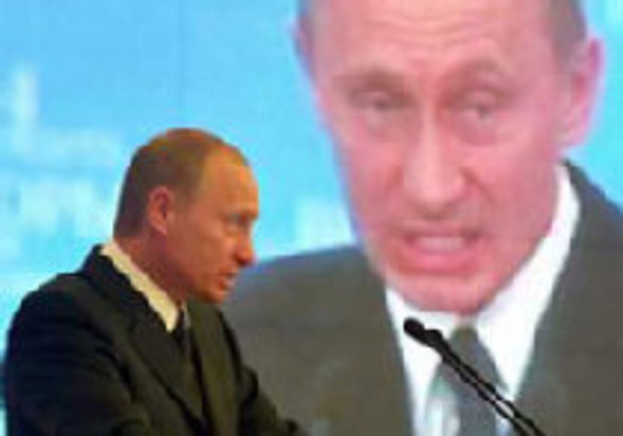 Путин вступает в единоличную гонку за президентство picture