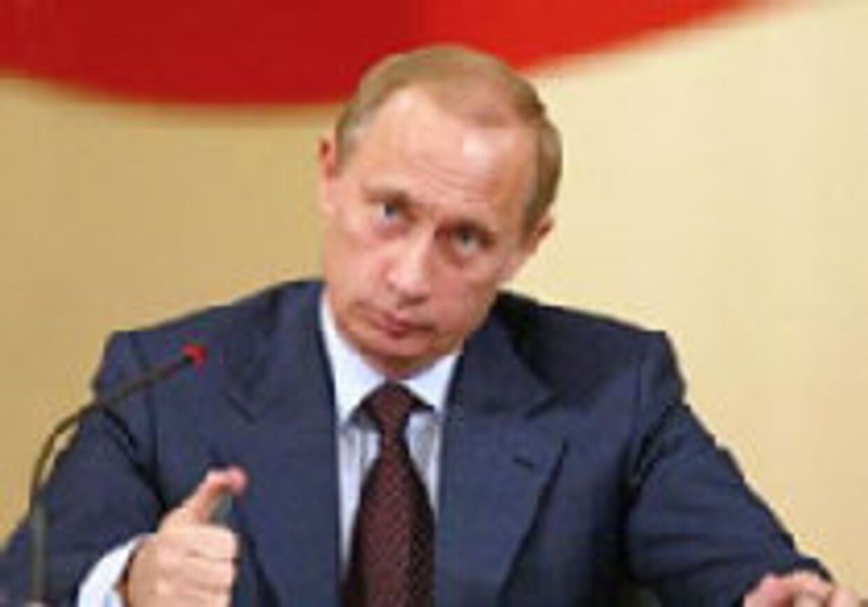 Путин: между 'российской моделью' и умеренными реформами picture