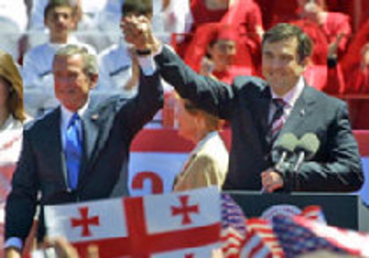 Буш обретает сторонника в лице грузинского лидера picture