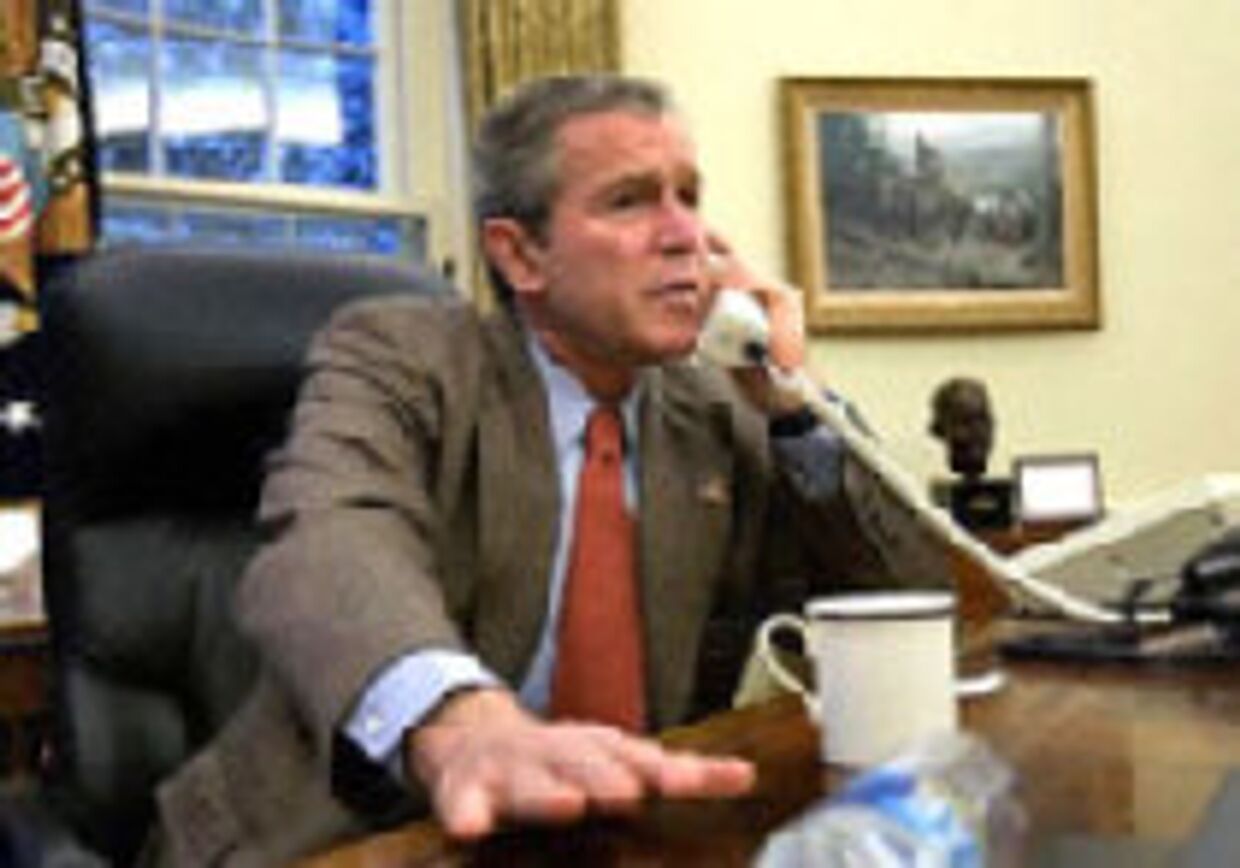 Буш: 'Я поперхнулся кренделем, и об этом узнает весь мир' picture