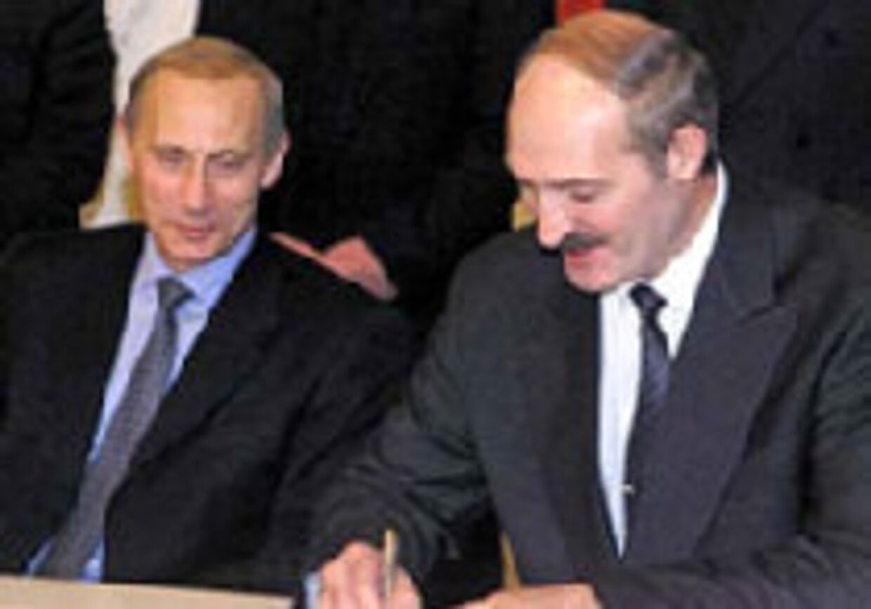 Путин нуждается в Лукашенко picture