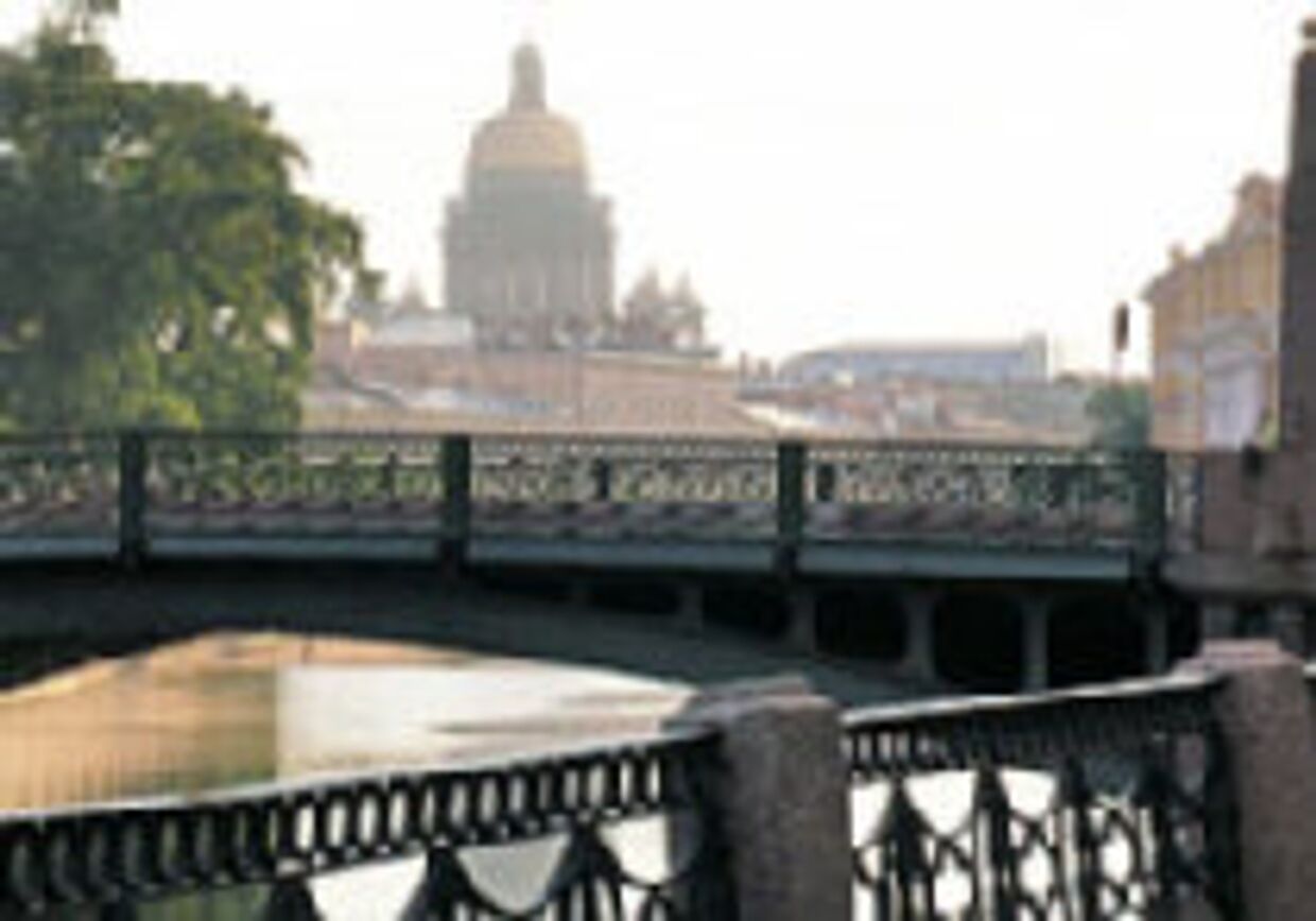 Санкт-Петербург: windows в Европу picture