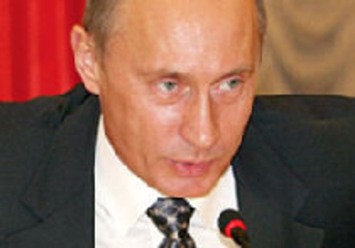 Путин слишком заважничал, примерив на себя полномочия, которые для него слишком велики picture
