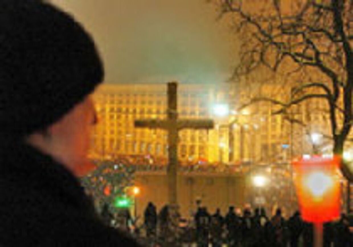 Что Бог думает об Украине, или Малиновое зарево второго Майдана picture