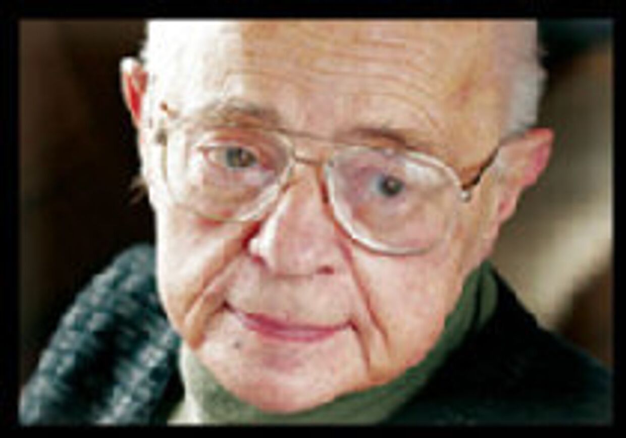 В Польше скончался известный писатель Станислав Лем picture
