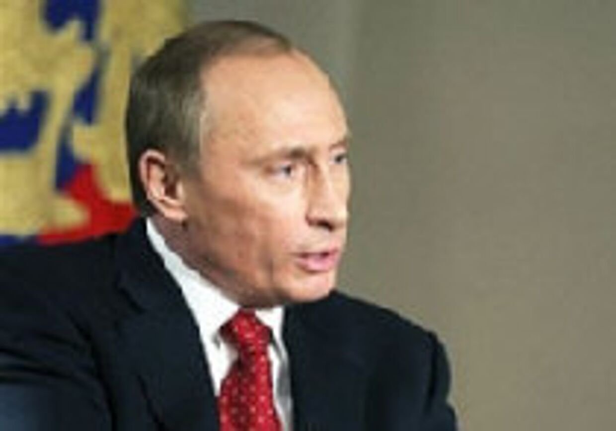 Владимир Путин: Россия знает себе цену picture