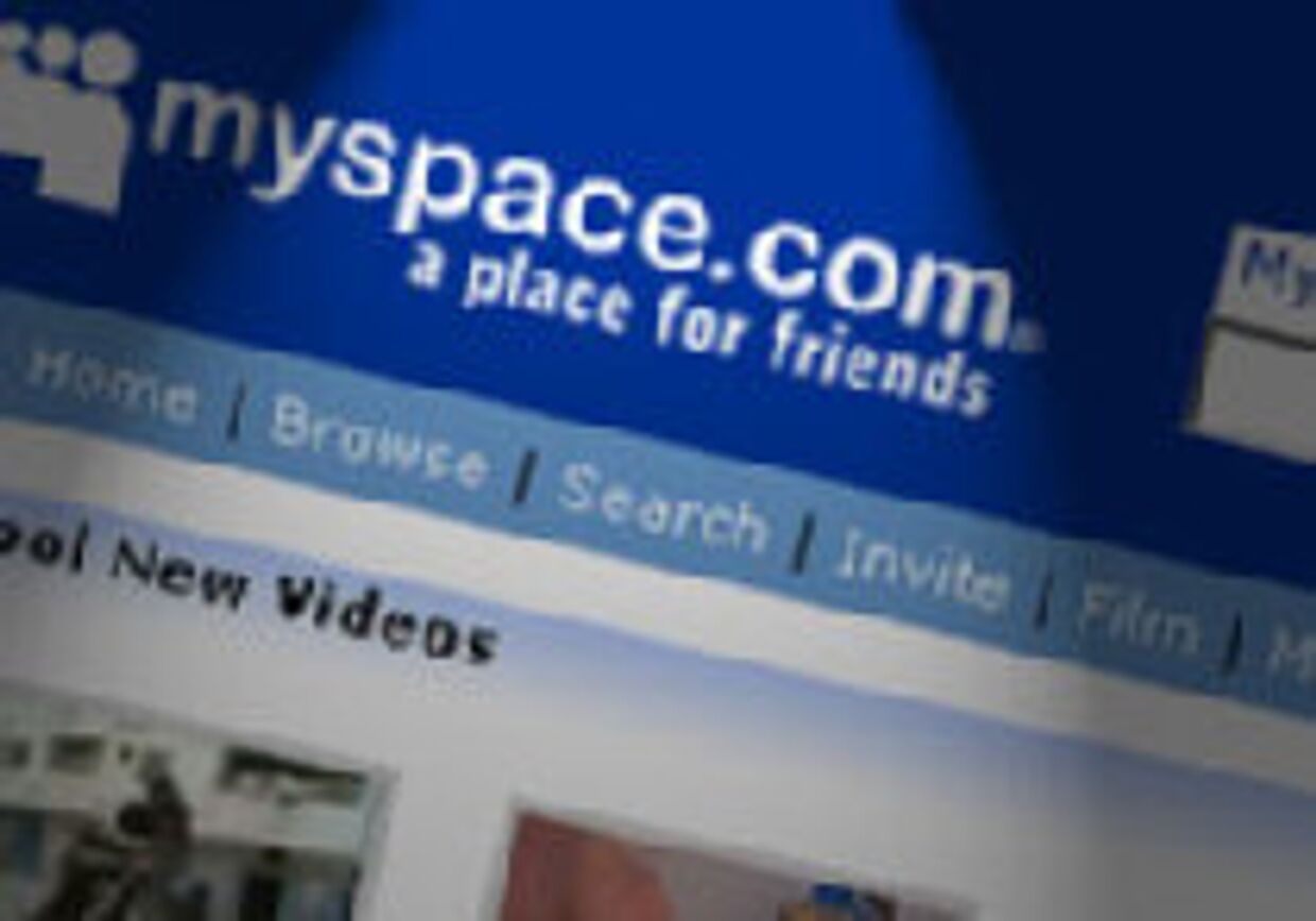 Иск против MySpace по делу о подростке отклонен техасским судом picture
