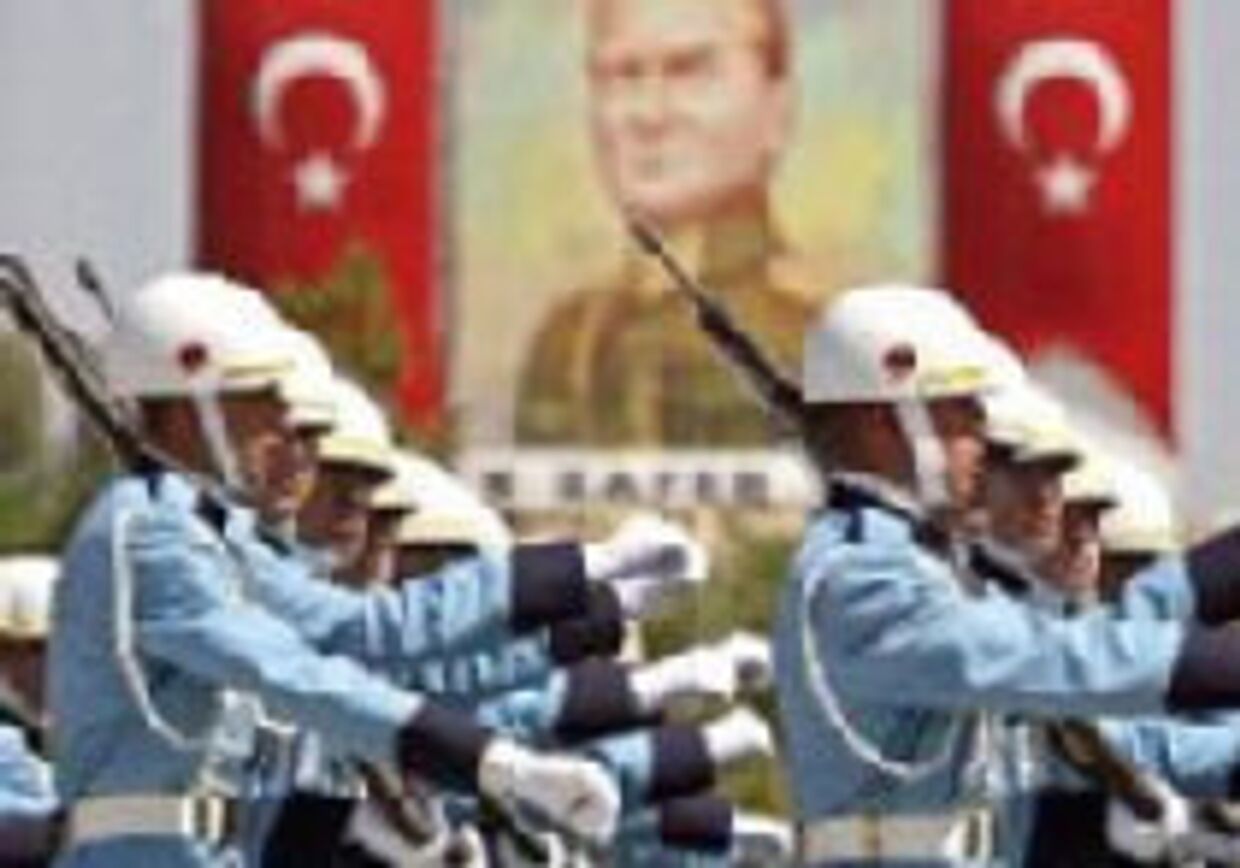 Отставной генерал: Путинской речью Турция предупреждает США picture