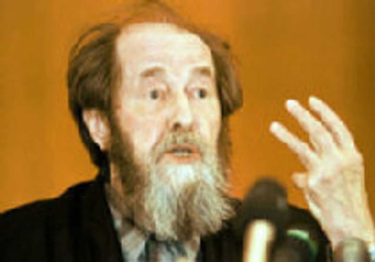 Солженицын видит в России революционную ситуацию picture