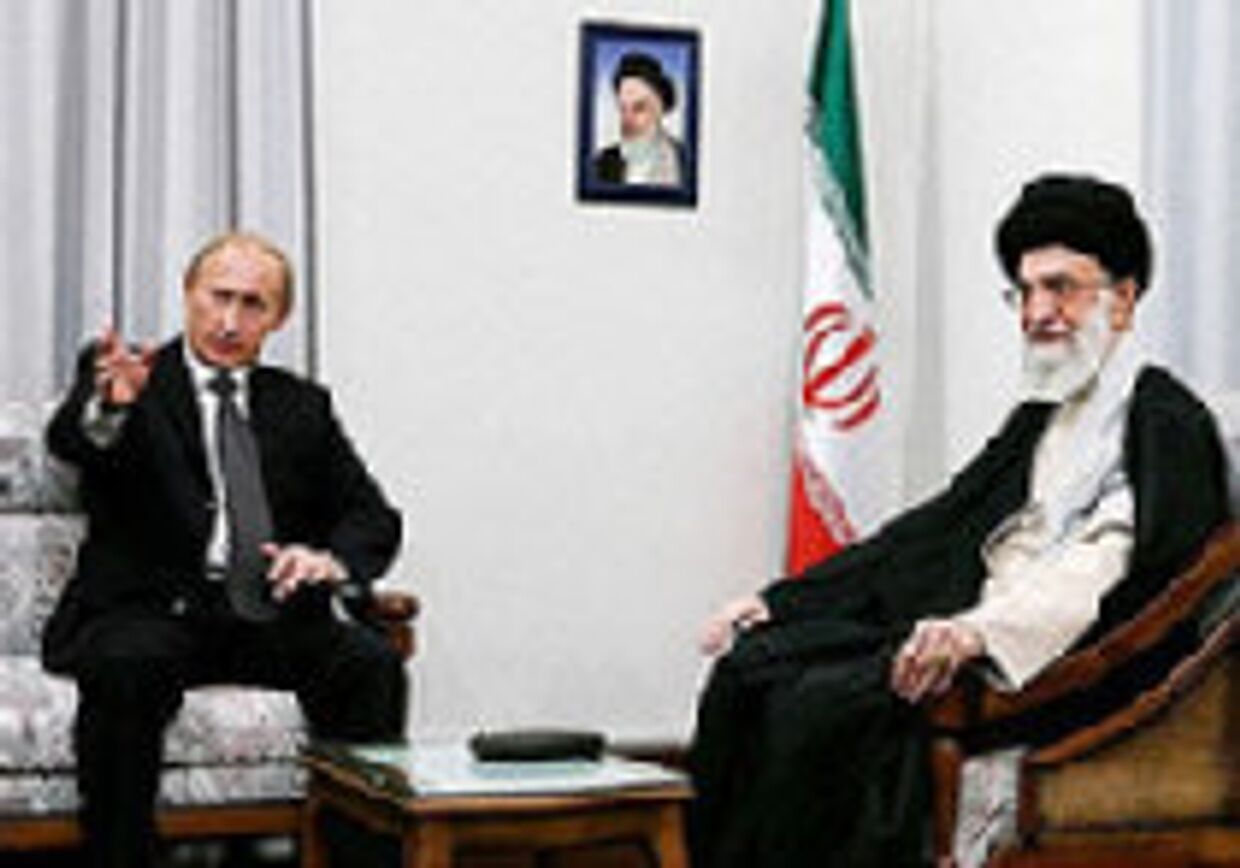 Россия и Иран ужесточают свои позиции по отношению к Западу picture