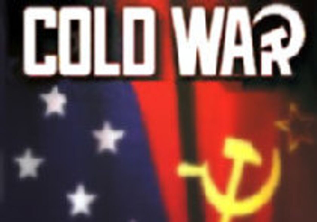 Кто возобновил 'холодную войну'? picture