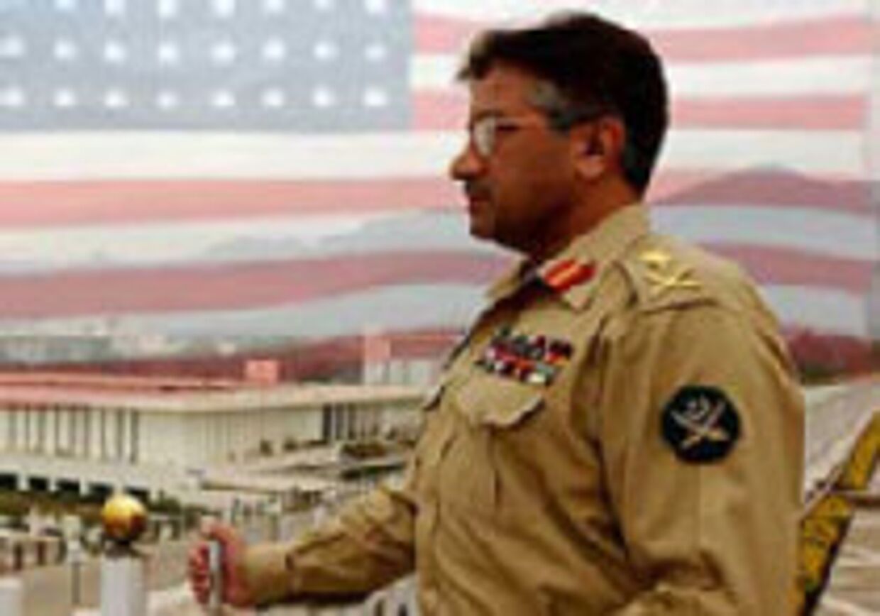 Доктор Джекил и мистер Мушарраф picture