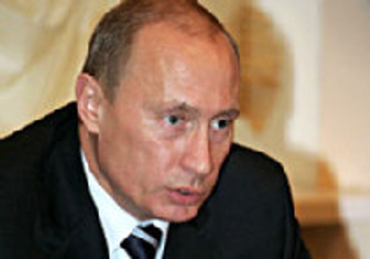 Путин: Я имею моральное право продолжать оказывать влияние picture