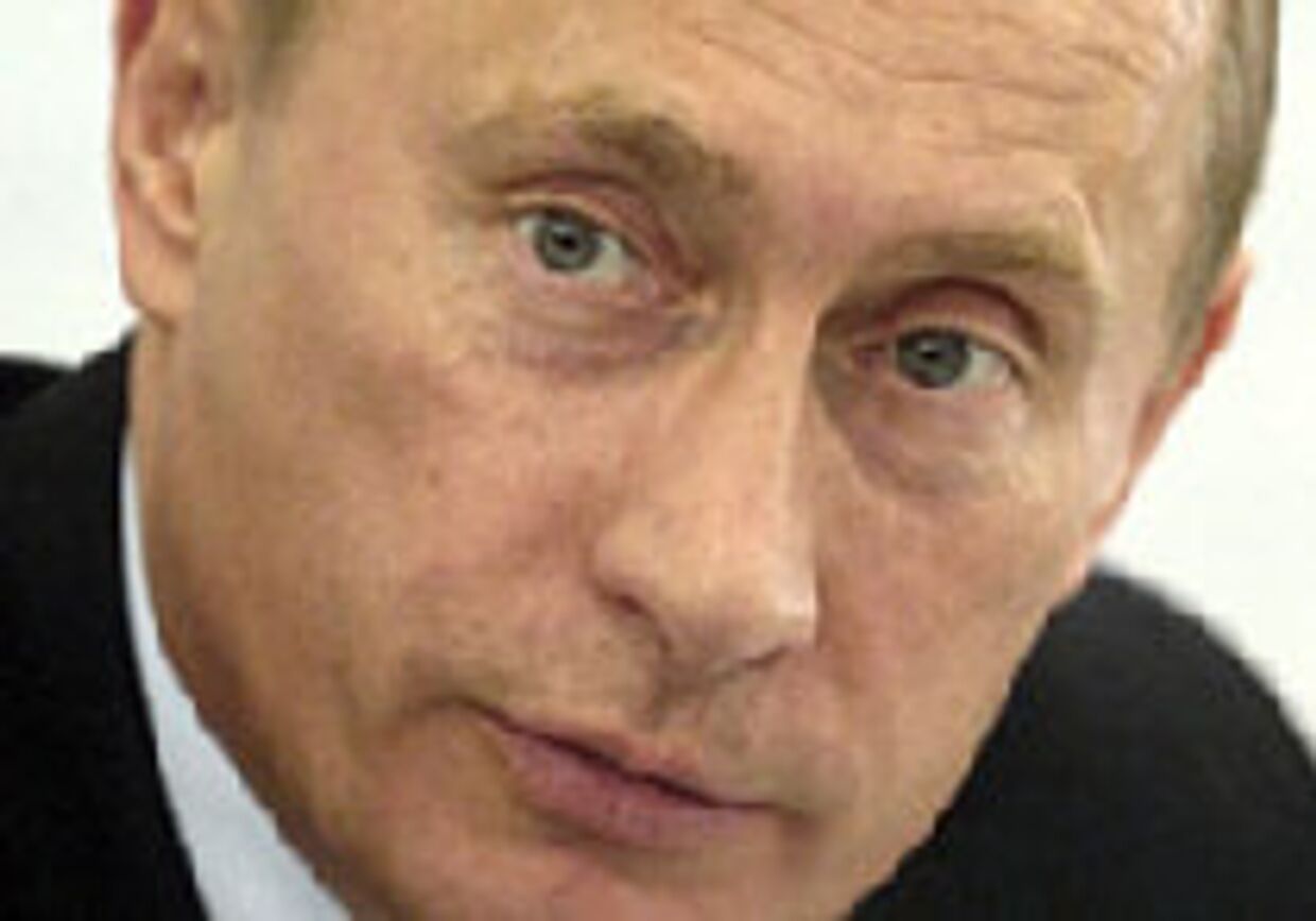 Путин осуждает западное вмешательство picture