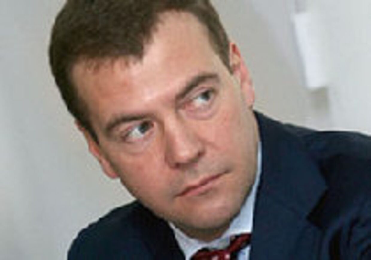 Супермедведем станет Медведев picture