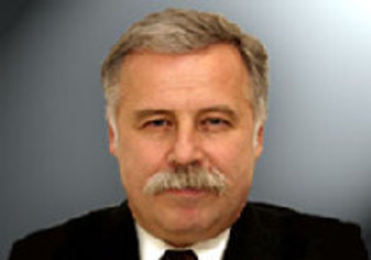 Обученный в КГБ венгр назначен на руководящую должность в НАТО picture