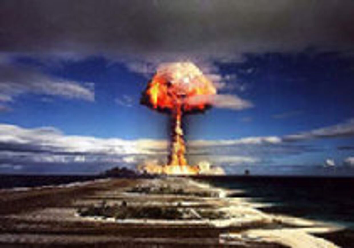 Ради кого Россия готова применить ядерное оружие?! picture