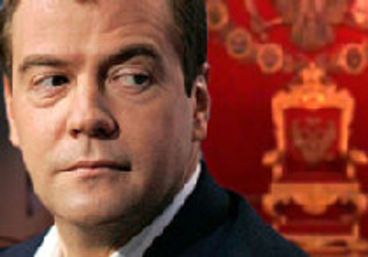 Медведев получает непростое наследство picture