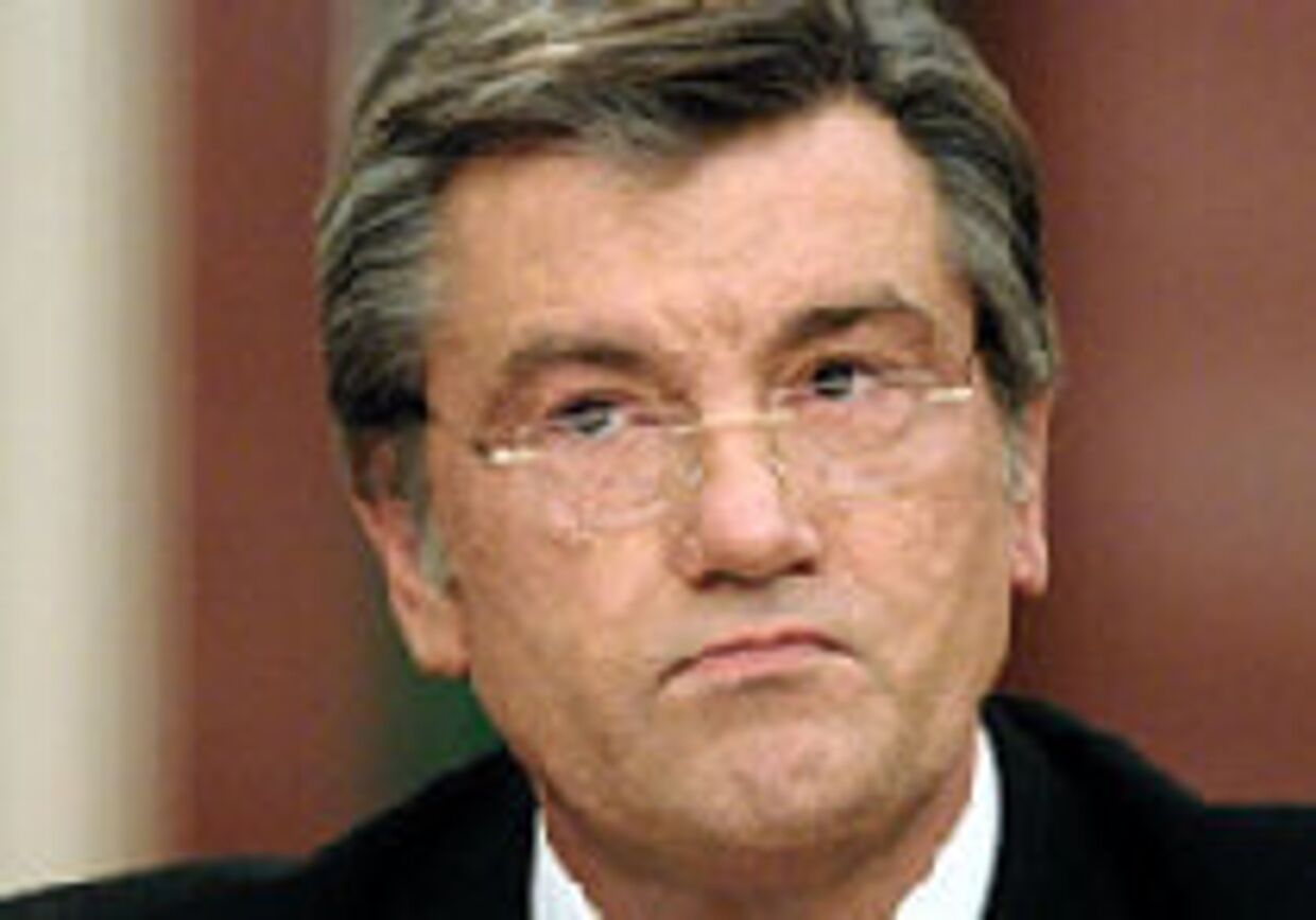 Ющенко пересматривает историю и сам становится жертвой исторической ревизии picture