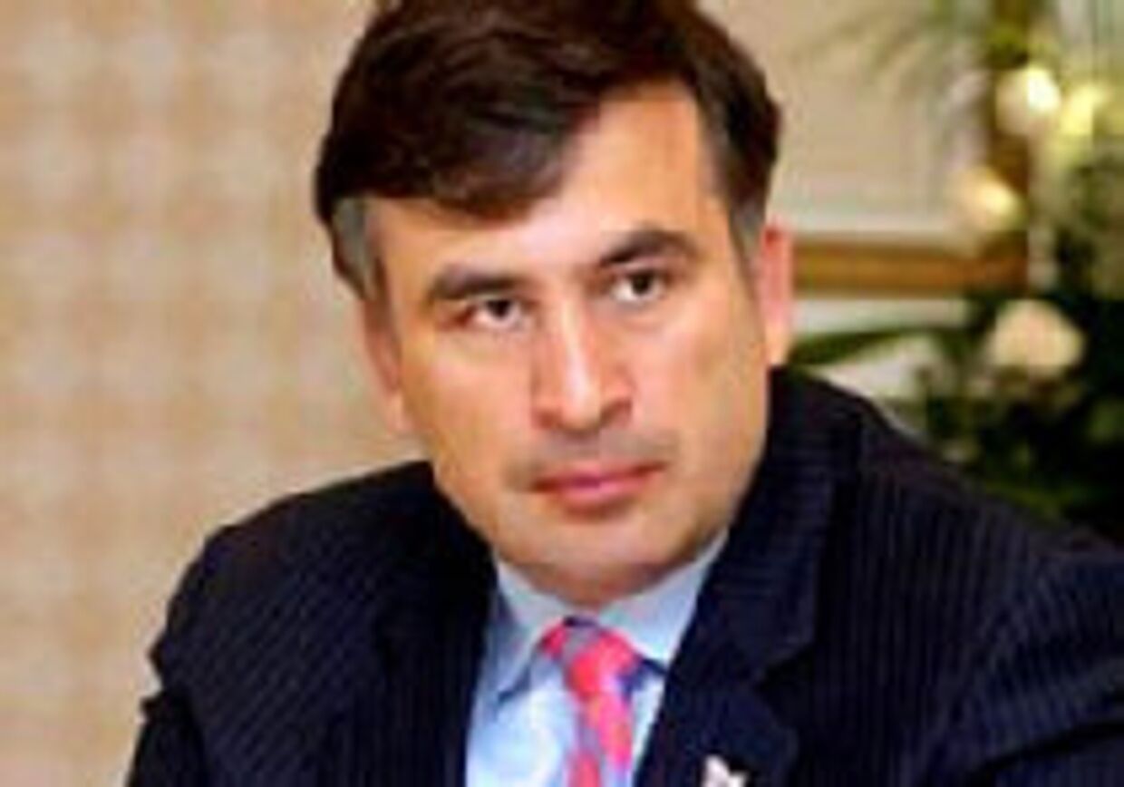 Саакашвили: 'Москва решила помериться силами с НАТО' picture