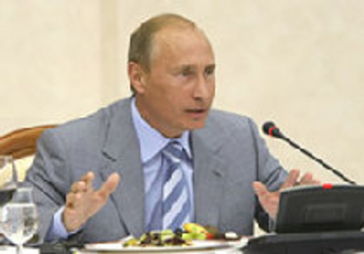 Владимир Путин: Или что, нам и в этом случае нужно было утереть кровавые сопли? picture