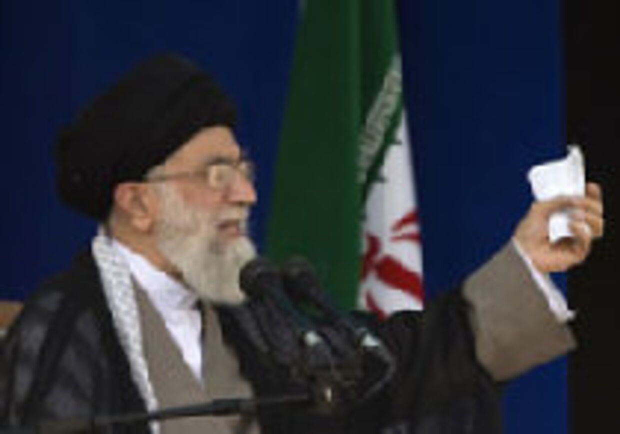 В Иране остается некоторое беспокойство о честности проведения выборов picture