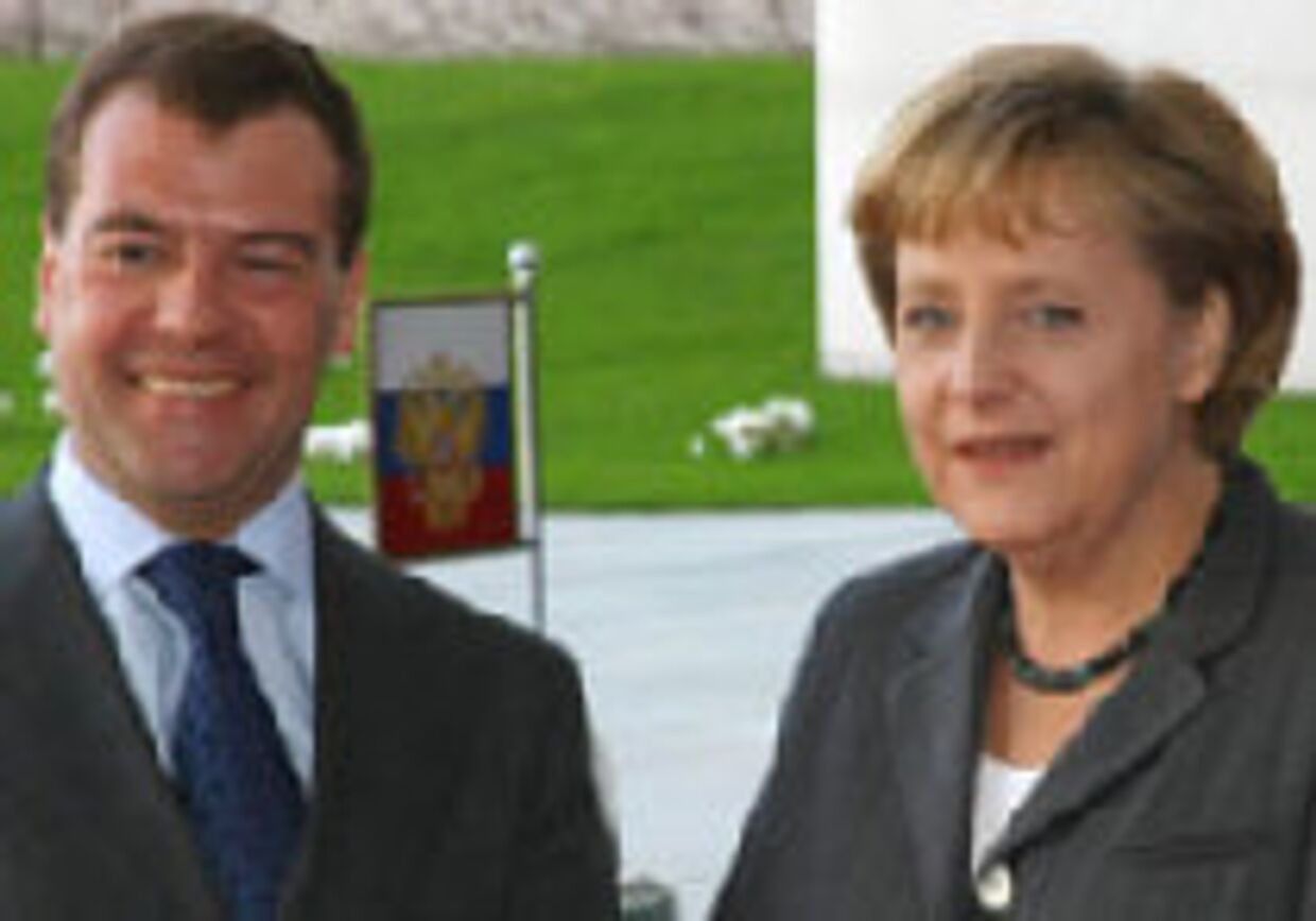 Ангела Меркель принимает Дмитрия Медведева picture
