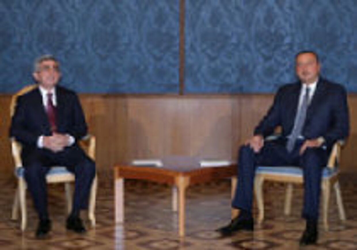 Лидеры Армении и Азербайджана ведут в Москве переговоры по Карабаху picture