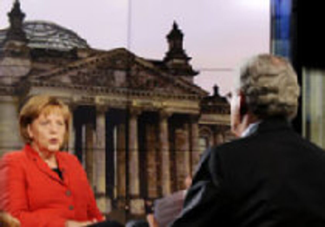 Меркель и Штайнмайер встретились в заочной дуэли picture