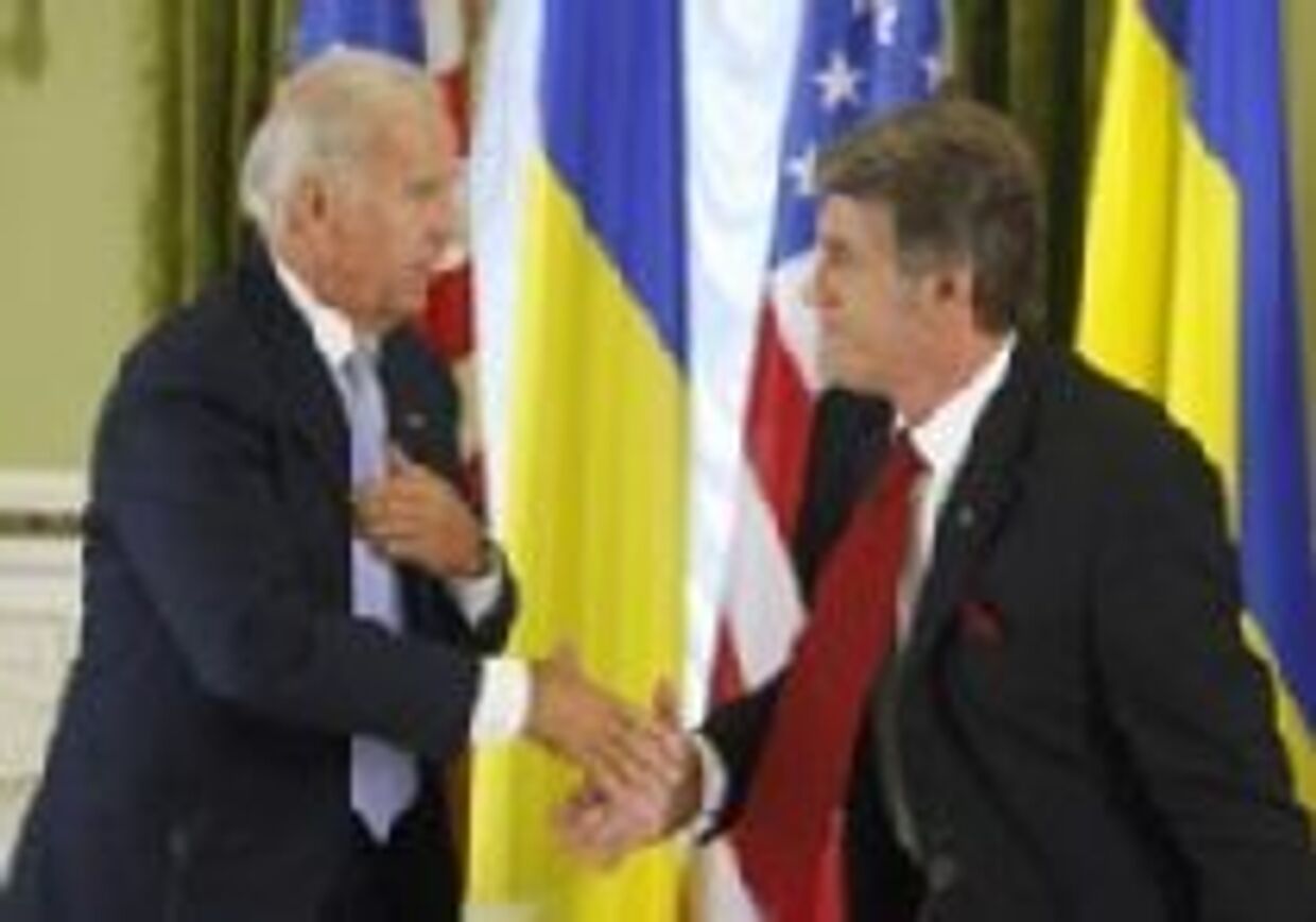 Байден говорит, что США по-прежнему поддерживают вступление Украины в НАТО picture