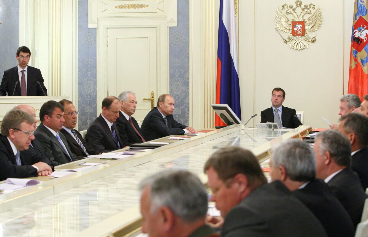 Президент РФ Д.Медведев провел заседание в Кремле