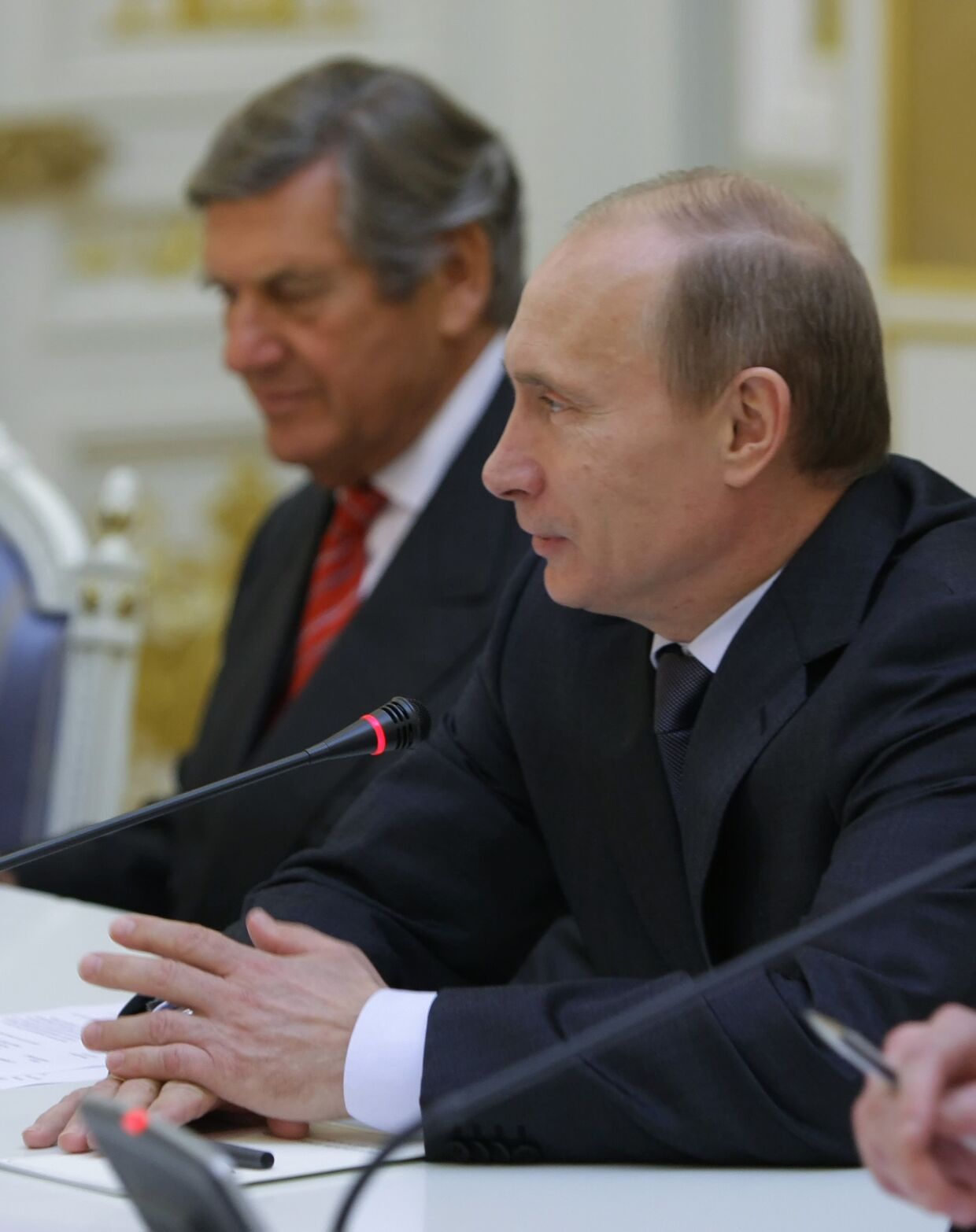 Премьер-министр РФ Владимир Путин встретился с представителями германских деловых кругов