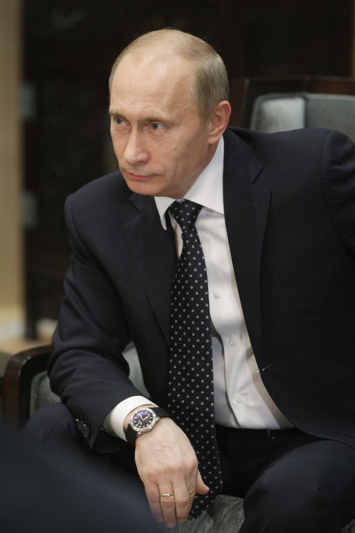 Премьер-министр РФ Владимир Путин ответил на вопросы журналистов