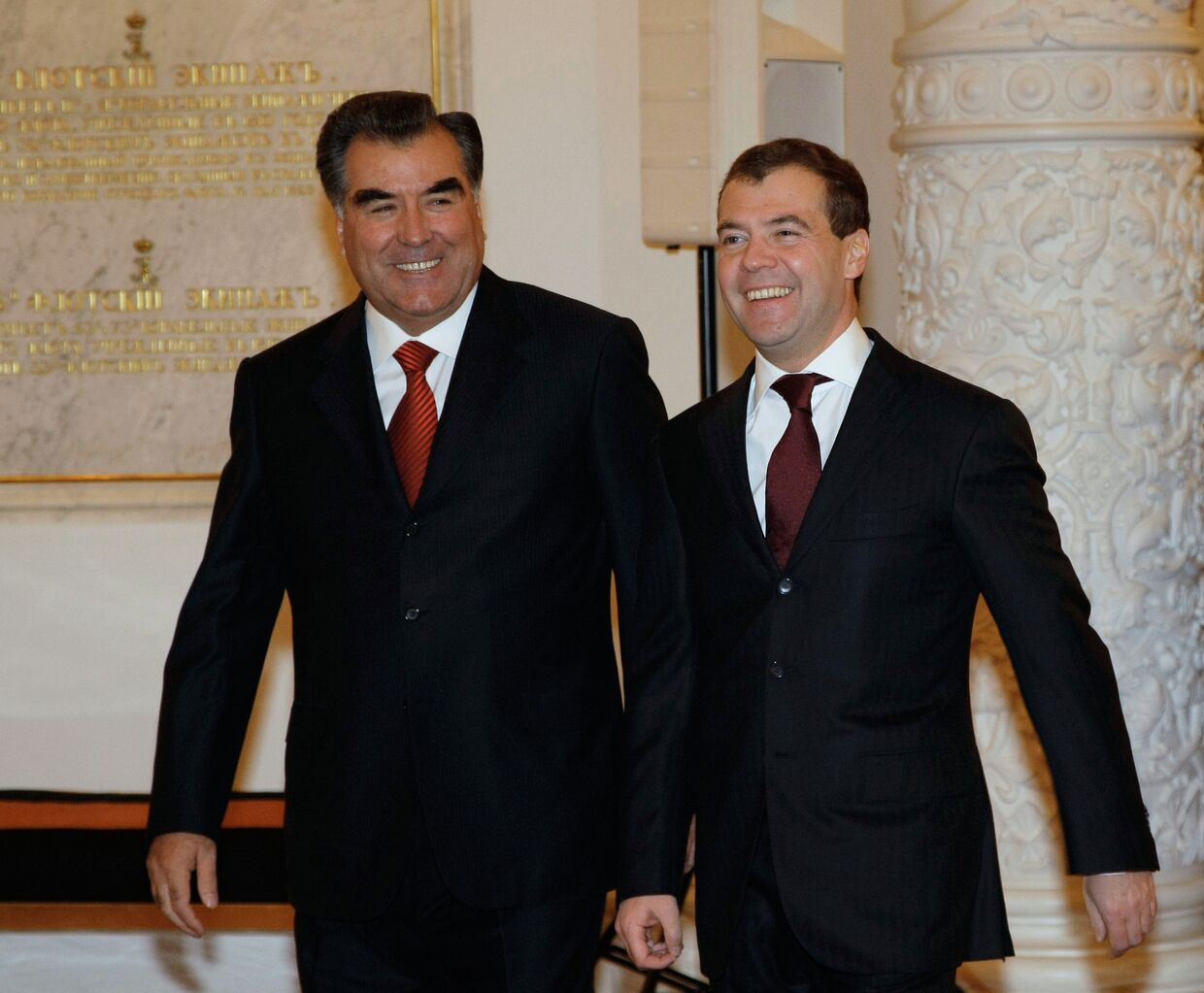 Президент РФ Дмитрий Медведев и президент Таджикистана Эмомали Рахмон