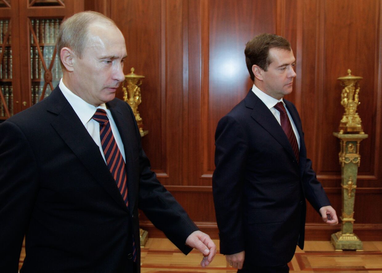 Встреча президента РФ Дмитрия Медведева с председателем правительства РФ Владимиром Путиным