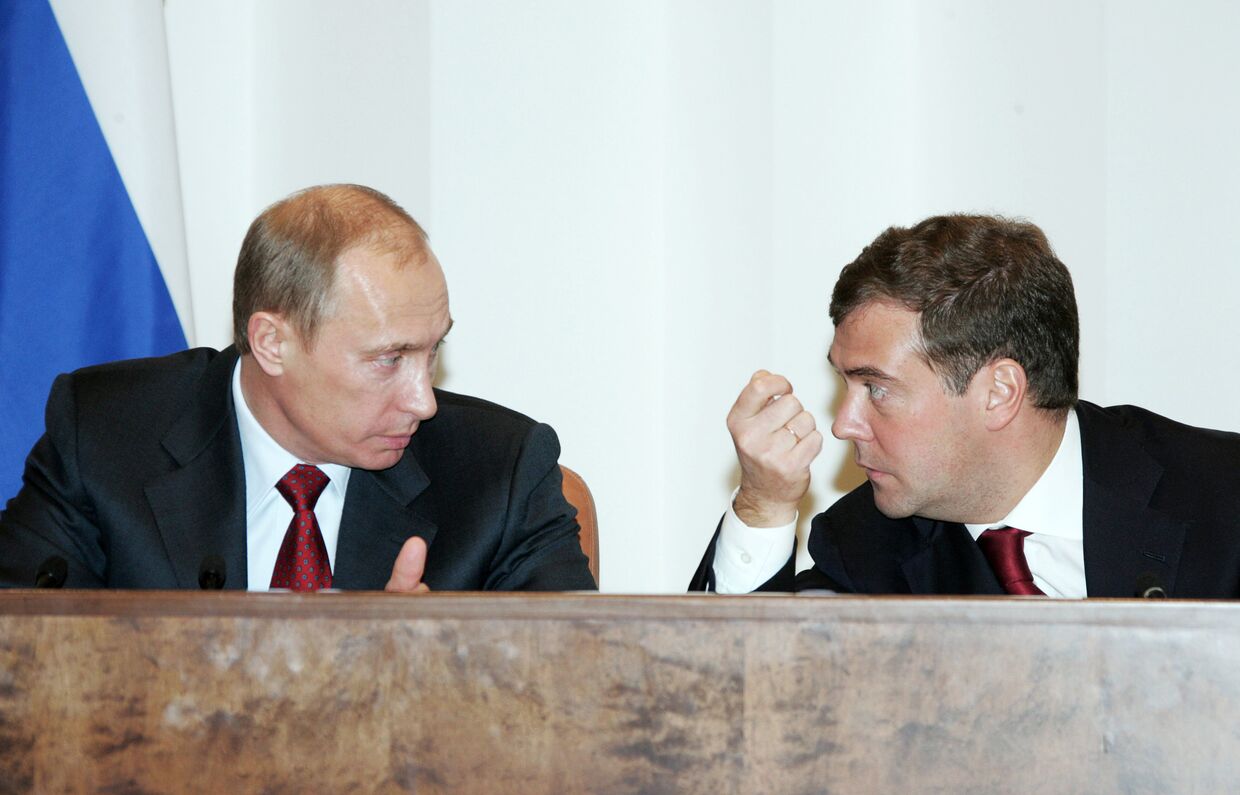 В.Путин, Д.Медведев на заседании Совета законодателей