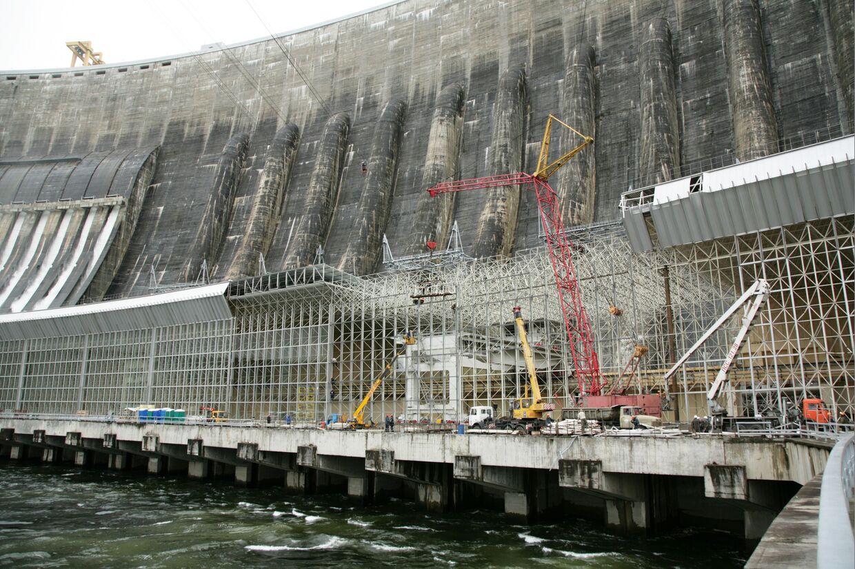 Восстановительные работы на Саяно-Шушенской ГЭС