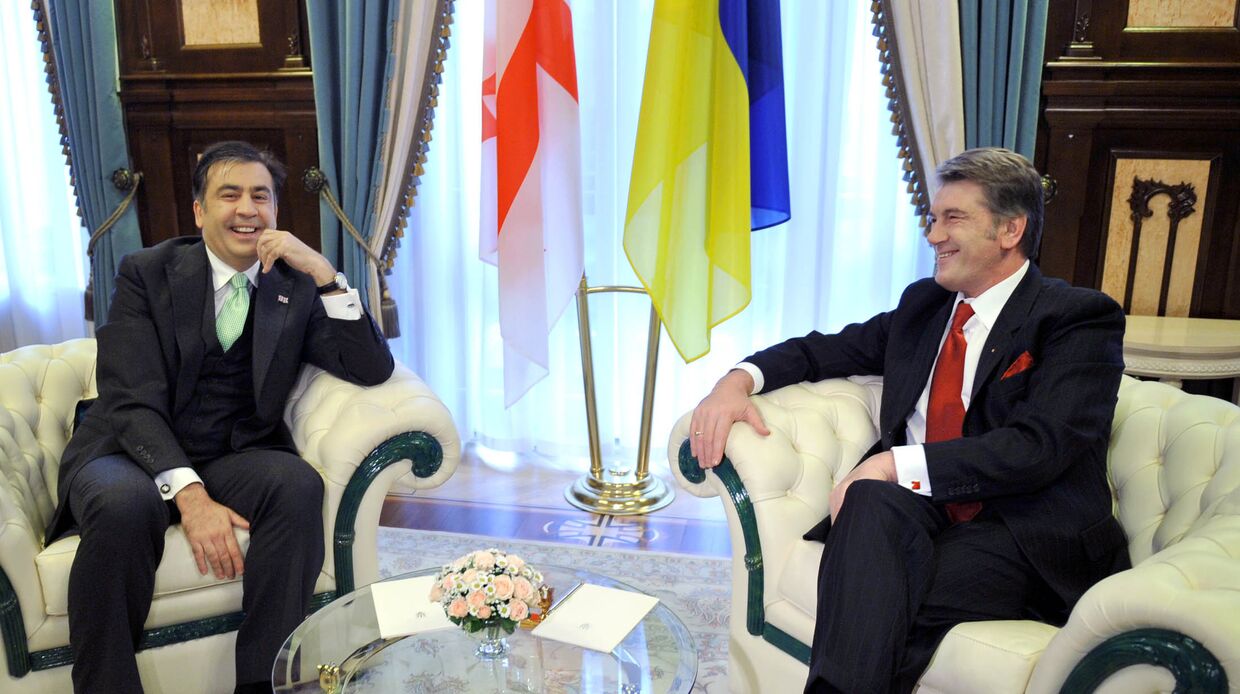 Президент Грузии Михаил Саакашвили и президент Украины Виктор Ющенко