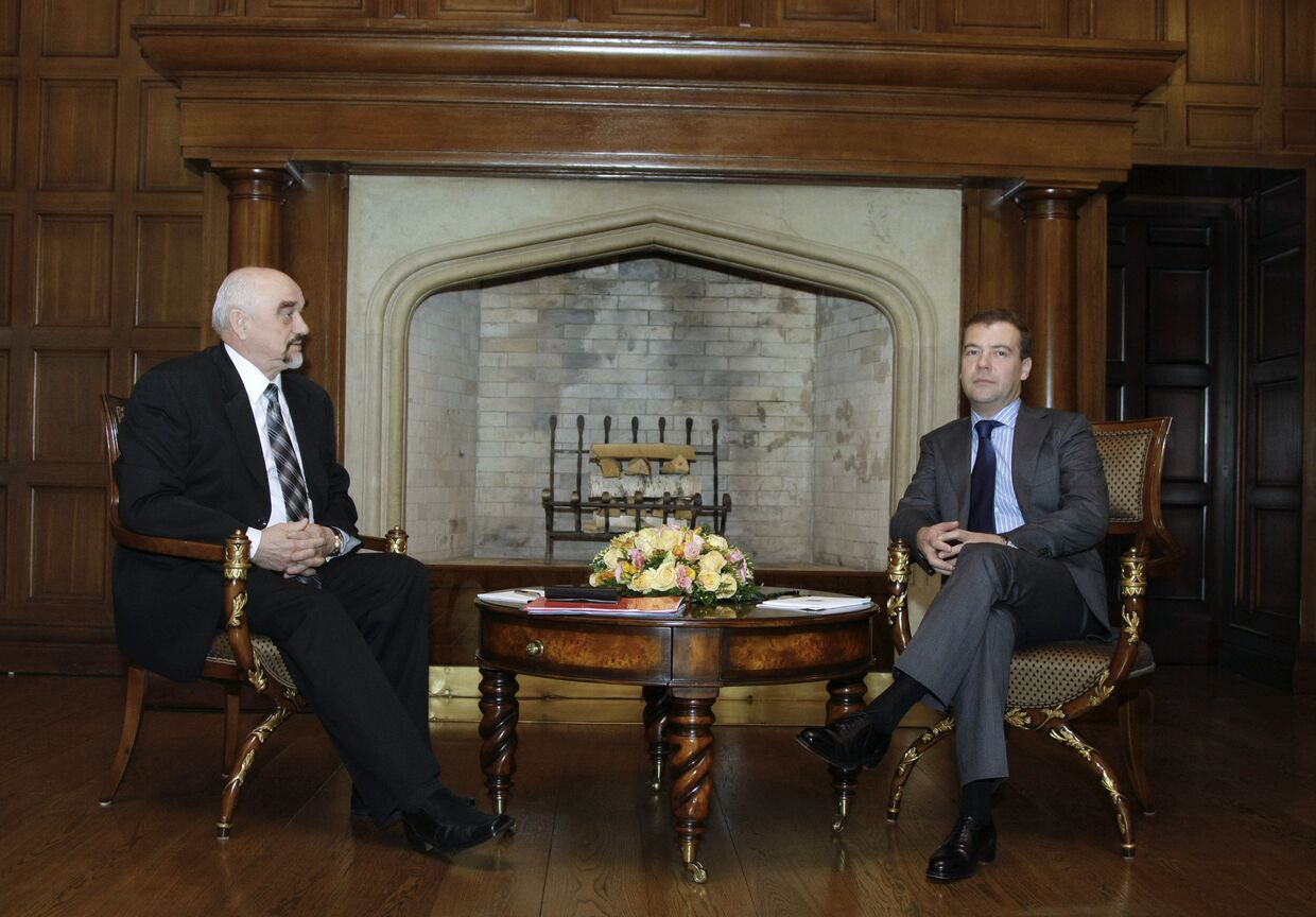 Президент России Д.Медведев провел рабочую встречу с лидером Приднестровья И.Смирновым