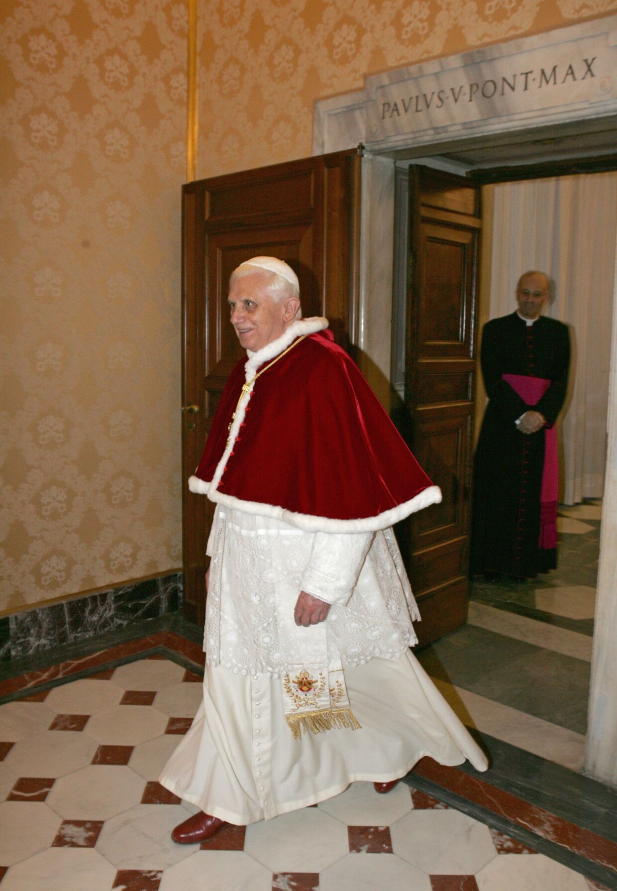 Папа Римский Бенедикт XVI 
